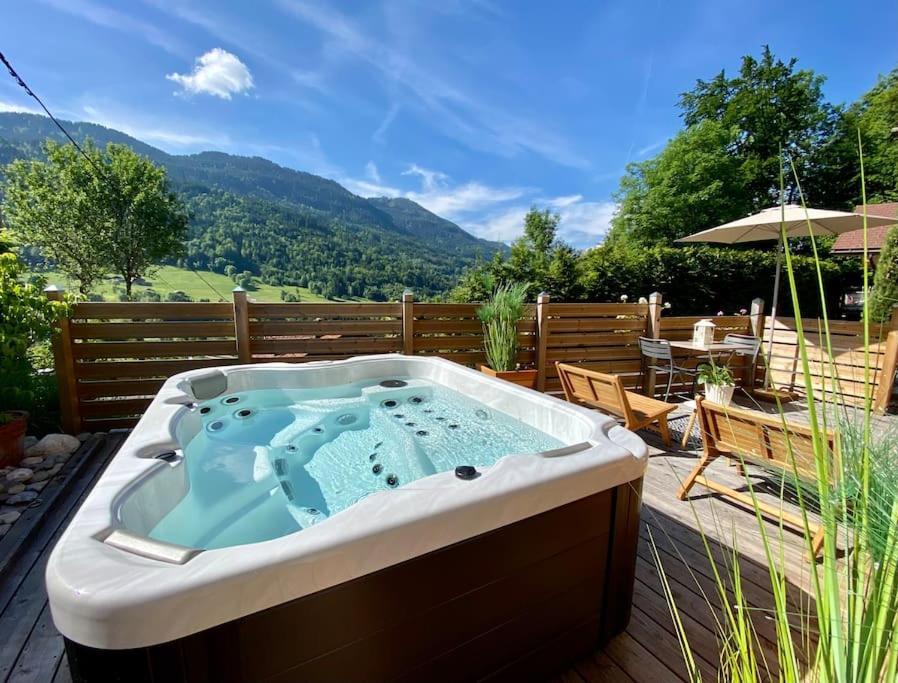 Androsace Appartement Dans Chalet Bois Avec Jacuzzi Privatif Terrasse Et Vue Montagne Les Villards-sur-Thônes 외부 사진